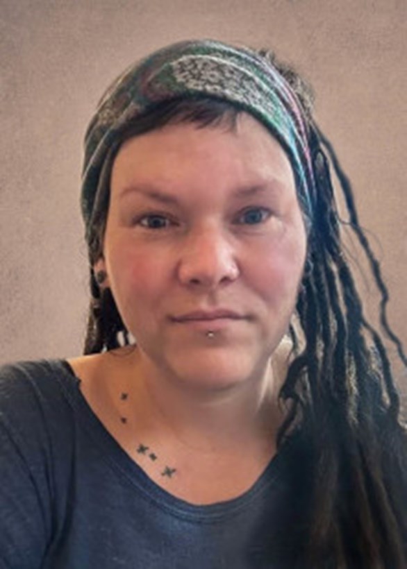 Mme Gabrielle Simard