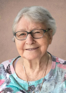 Mme Julienne Bouchard