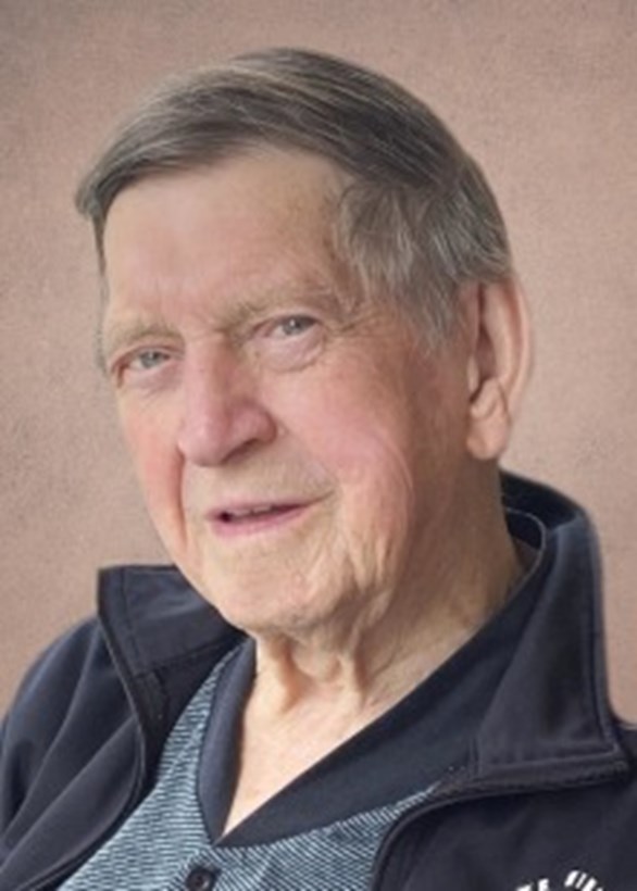 M. Armand Vigneault