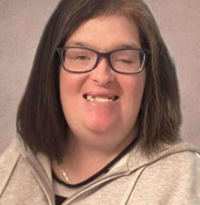 Mme Marie-Pier Angers