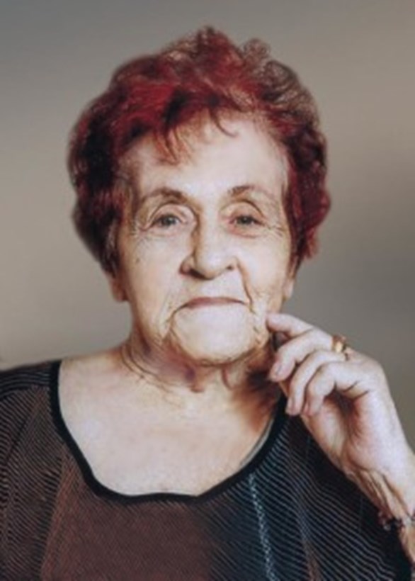 Mme Gaétane Hould