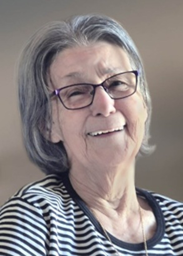 Mme Carmen Ouellet