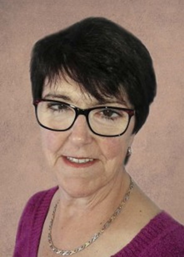 Mme Louise Roy